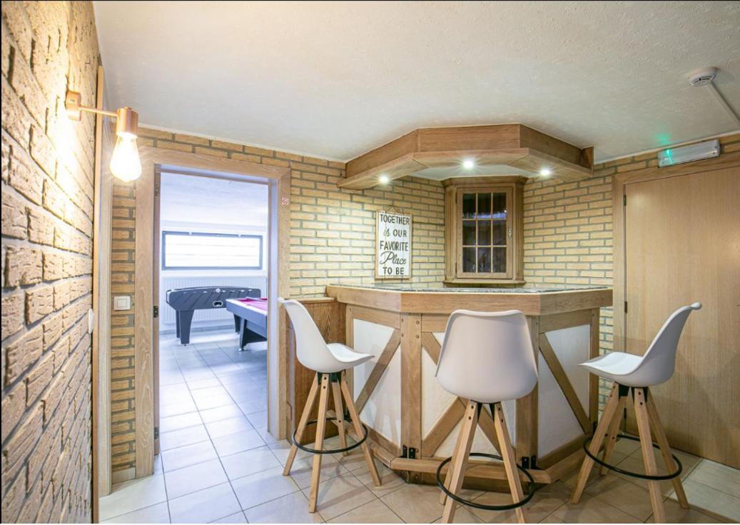 Luxueuse Et Spacieuse Villa Avec Sauna Et Piscine 马尔梅迪 外观 照片